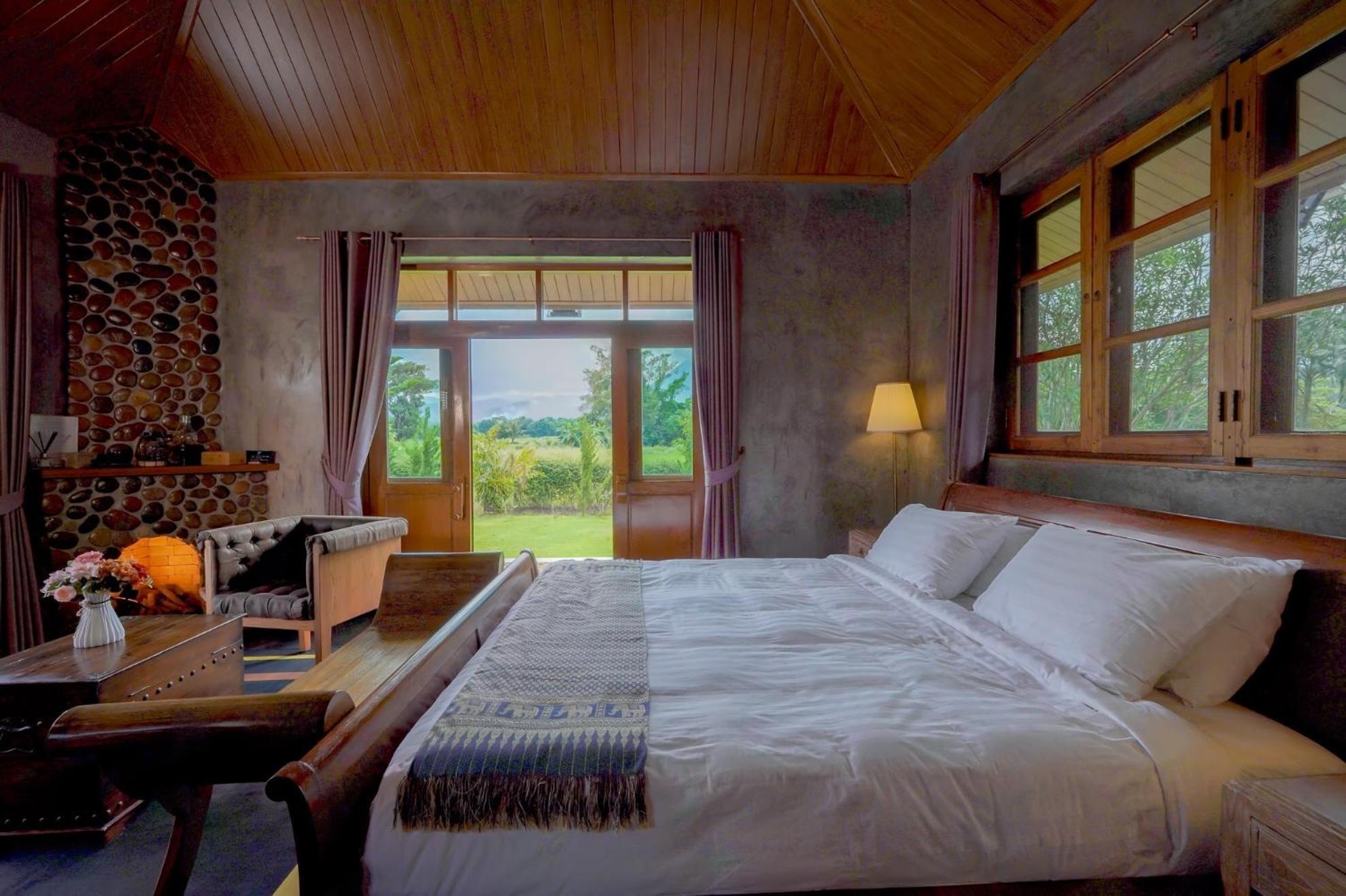 The Wes Village, Incl Free Breakfast & 100 Thb Food Gift 치앙다오 외부 사진