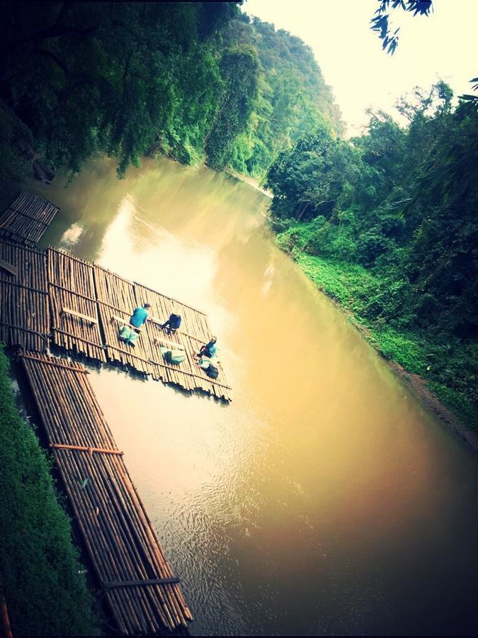The Wes Village, Incl Free Breakfast & 100 Thb Food Gift 치앙다오 외부 사진